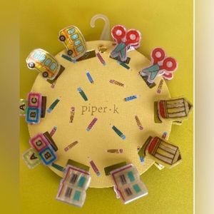 NWOT ✂️🚌✏️ Piper K Back to School First Day of Kindergarten Hair Clips Claws